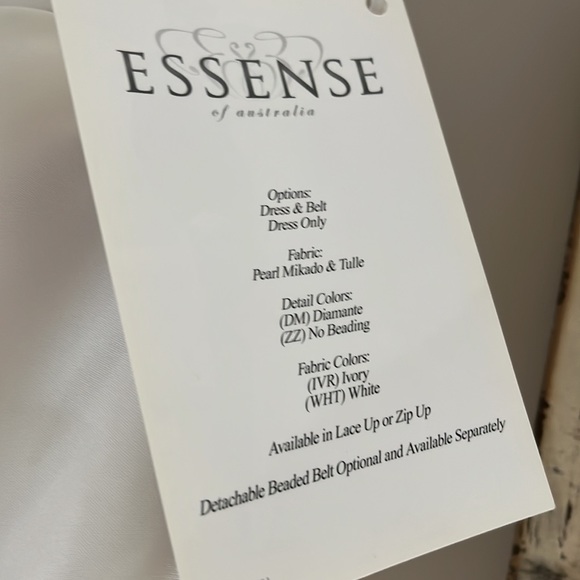 Essence of Australia long train, mermaid wedding dress. Never worn with tags. - Picture 4 of 6